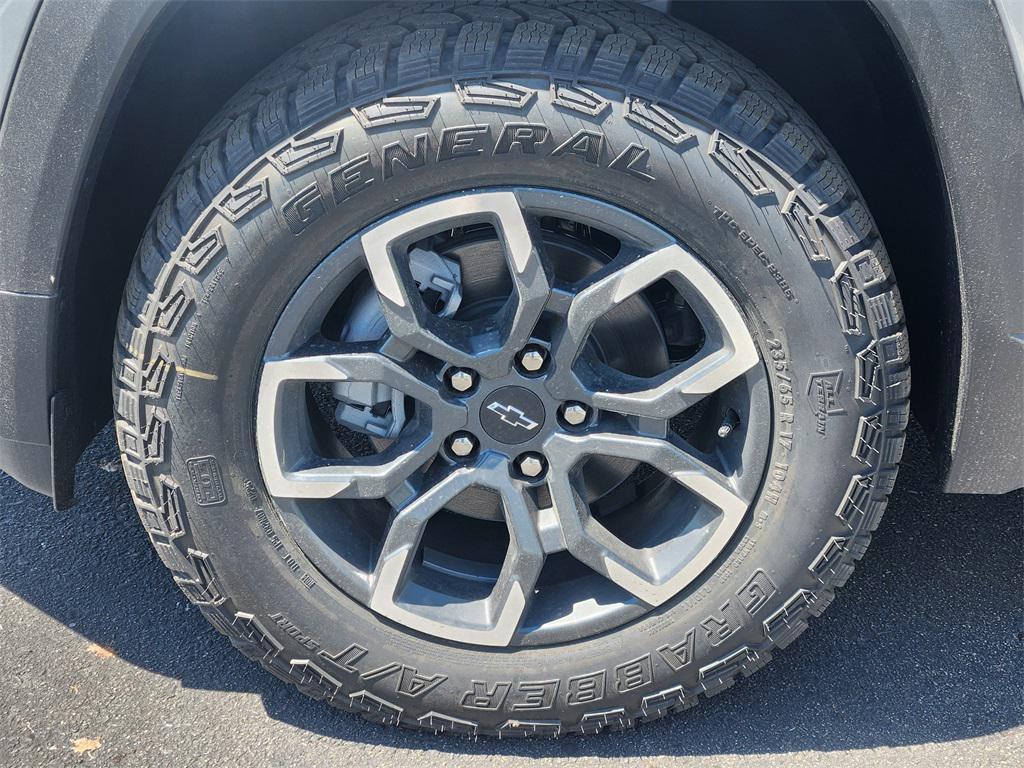 new 2026 Chevrolet Equinox car, priced at $37,345