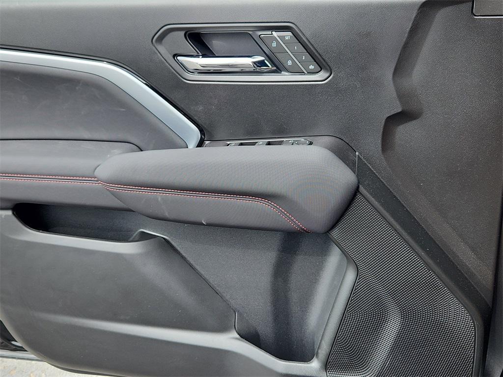 new 2025 Chevrolet Colorado car, priced at $46,793