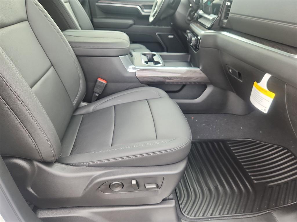 new 2025 Chevrolet Silverado 2500 car, priced at $78,020