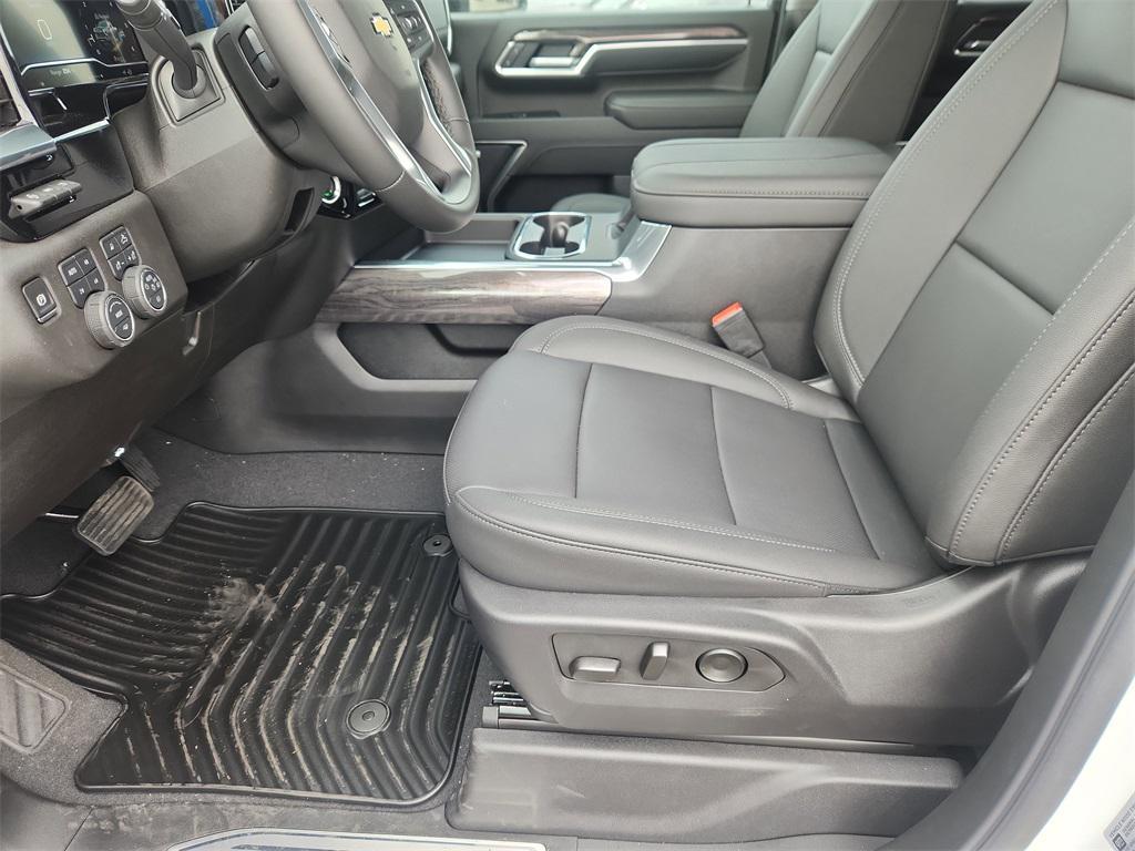 new 2025 Chevrolet Silverado 2500 car, priced at $78,020