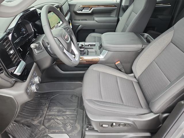 new 2025 GMC Sierra 1500 car, priced at $54,120