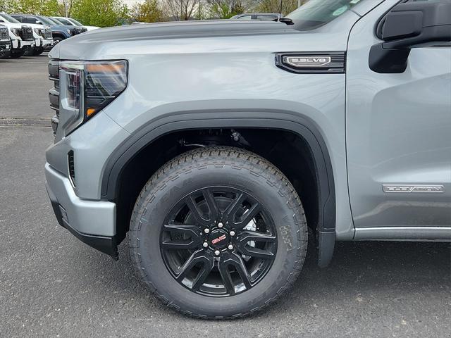 new 2025 GMC Sierra 1500 car, priced at $54,120