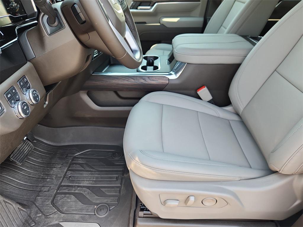 new 2025 GMC Sierra 2500 car, priced at $68,639
