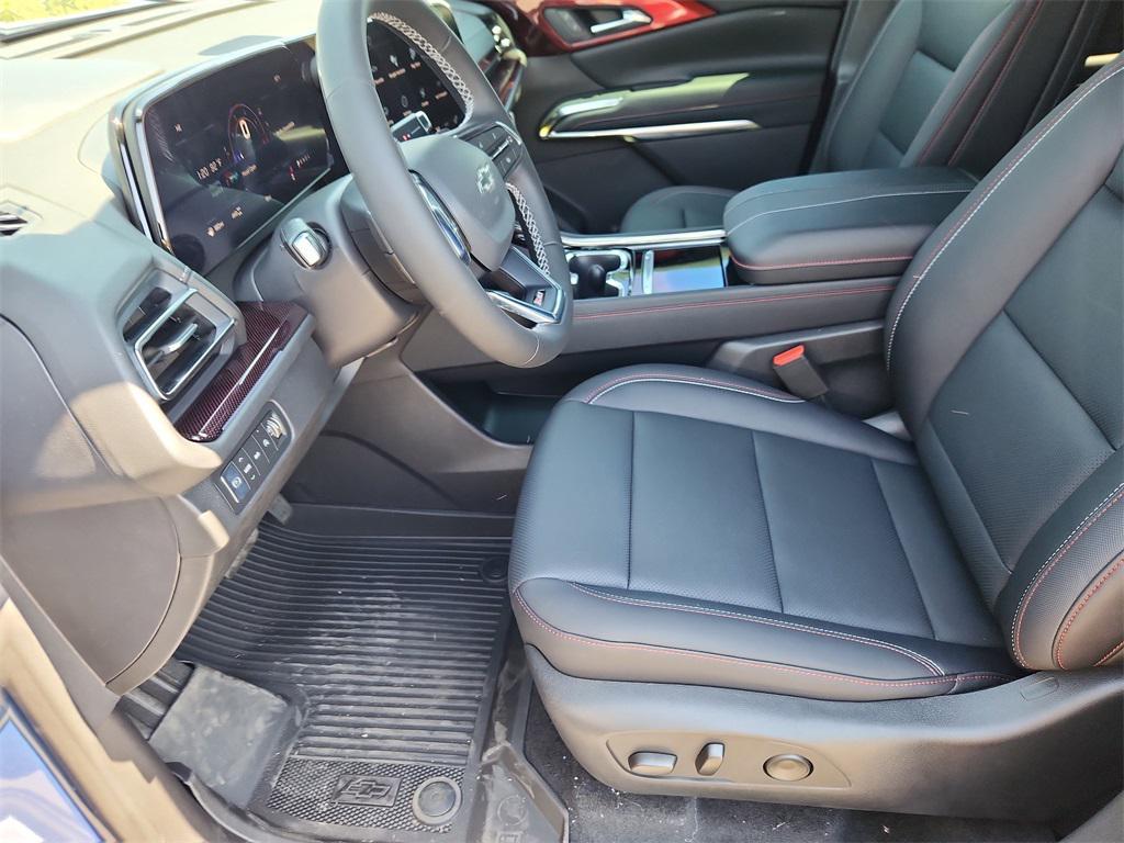 new 2026 Chevrolet Traverse car, priced at $53,520