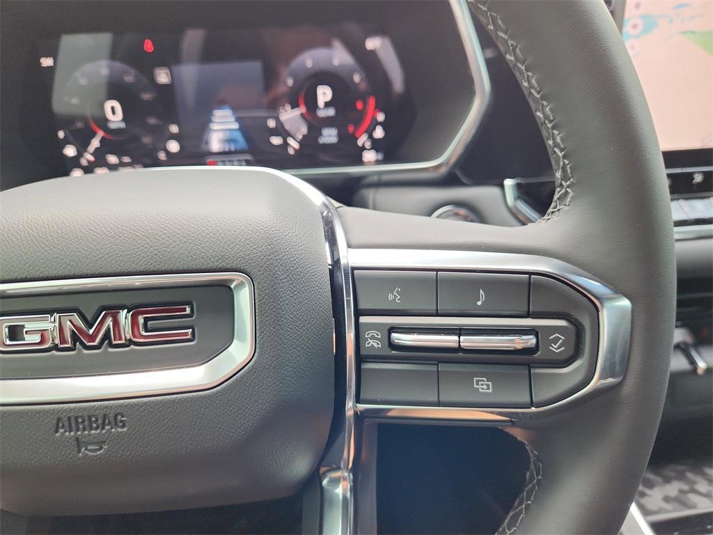 new 2025 GMC Canyon car, priced at $45,852