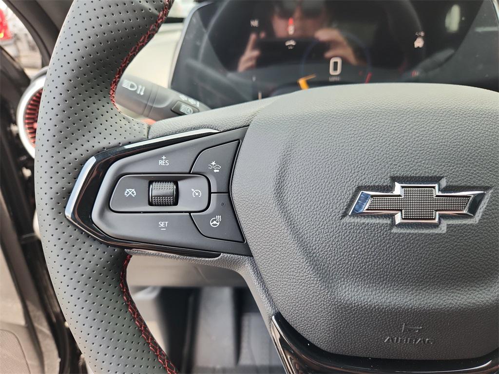 new 2025 Chevrolet Trax car, priced at $26,835