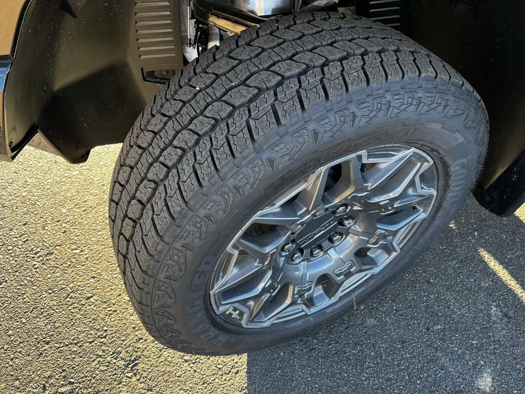 new 2025 GMC HUMMER EV SUV car, priced at $97,695