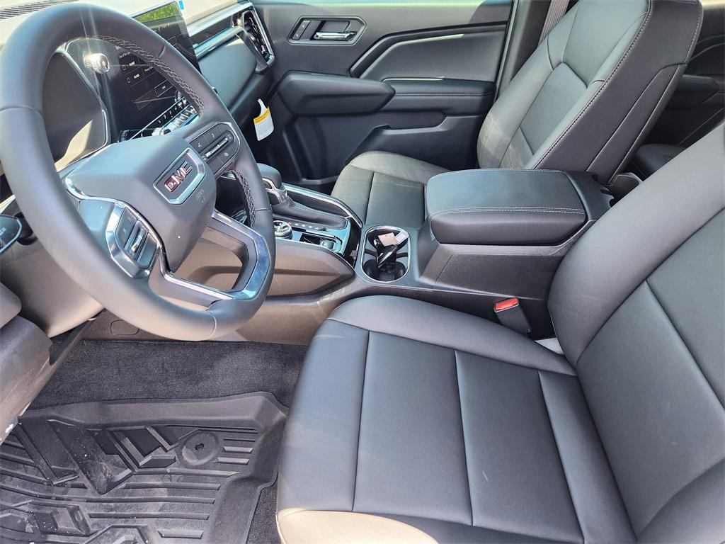 new 2025 GMC Canyon car, priced at $45,438