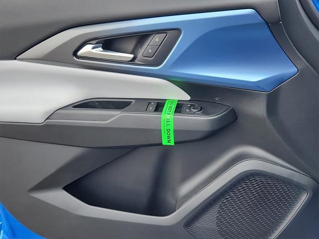 new 2025 Chevrolet Equinox EV car, priced at $43,295