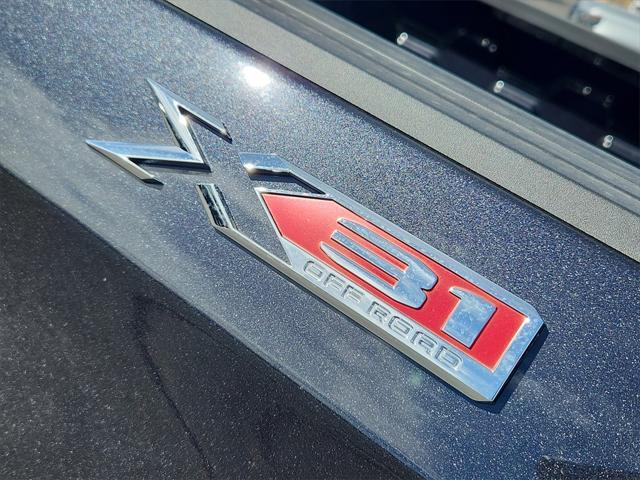 new 2025 GMC Sierra 1500 car, priced at $59,585