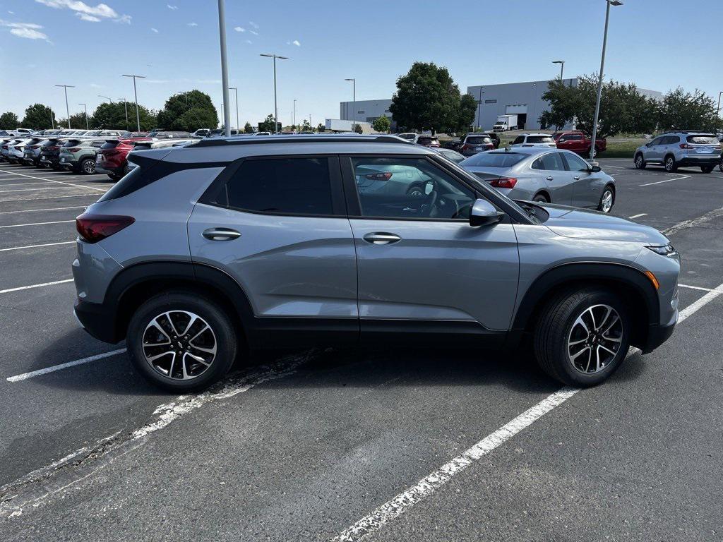 new 2025 Chevrolet TrailBlazer car, priced at $25,285