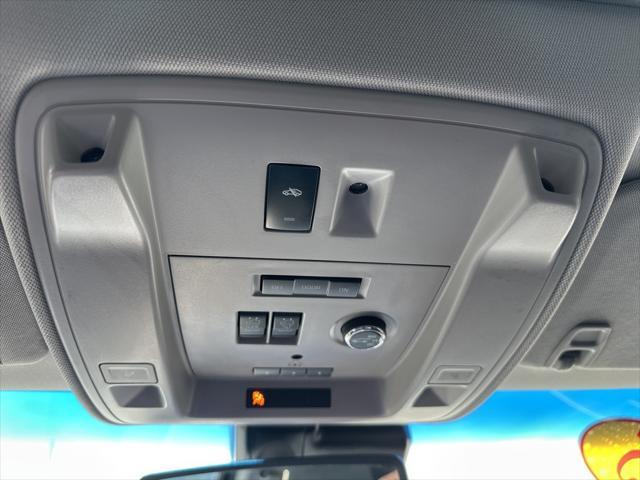 used 2015 GMC Yukon car, priced at $26,480