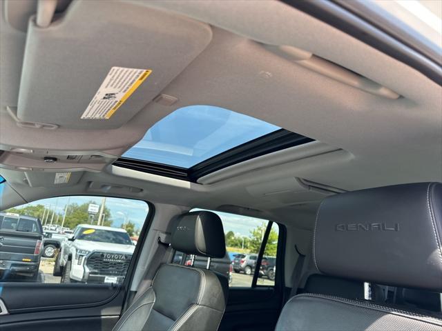 used 2015 GMC Yukon car, priced at $26,480