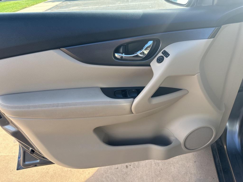 used 2015 Nissan Rogue car, priced at $12,198