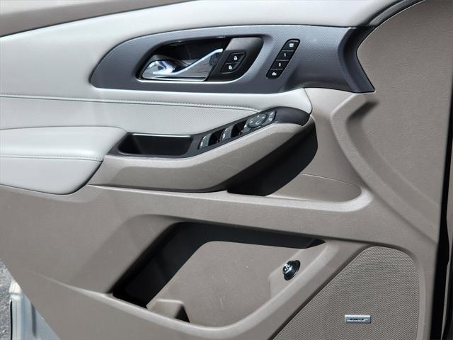 used 2019 Chevrolet Traverse car, priced at $27,031