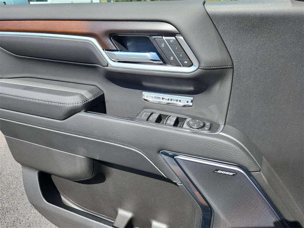 new 2026 GMC Sierra 1500 car, priced at $77,200