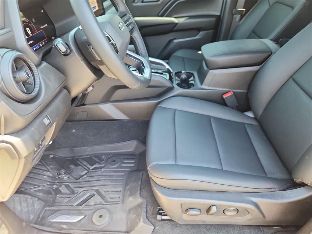 new 2025 Chevrolet Colorado car, priced at $53,240