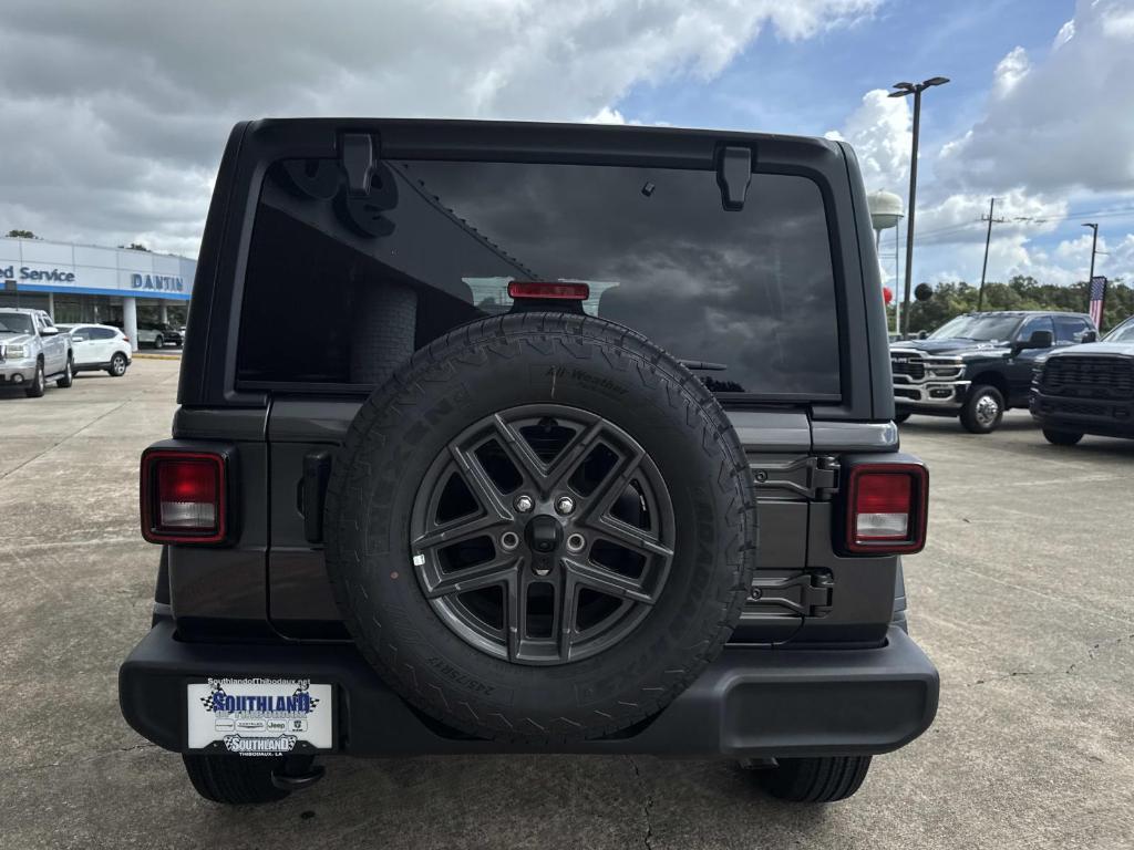 new 2025 Jeep Wrangler car, priced at $49,370