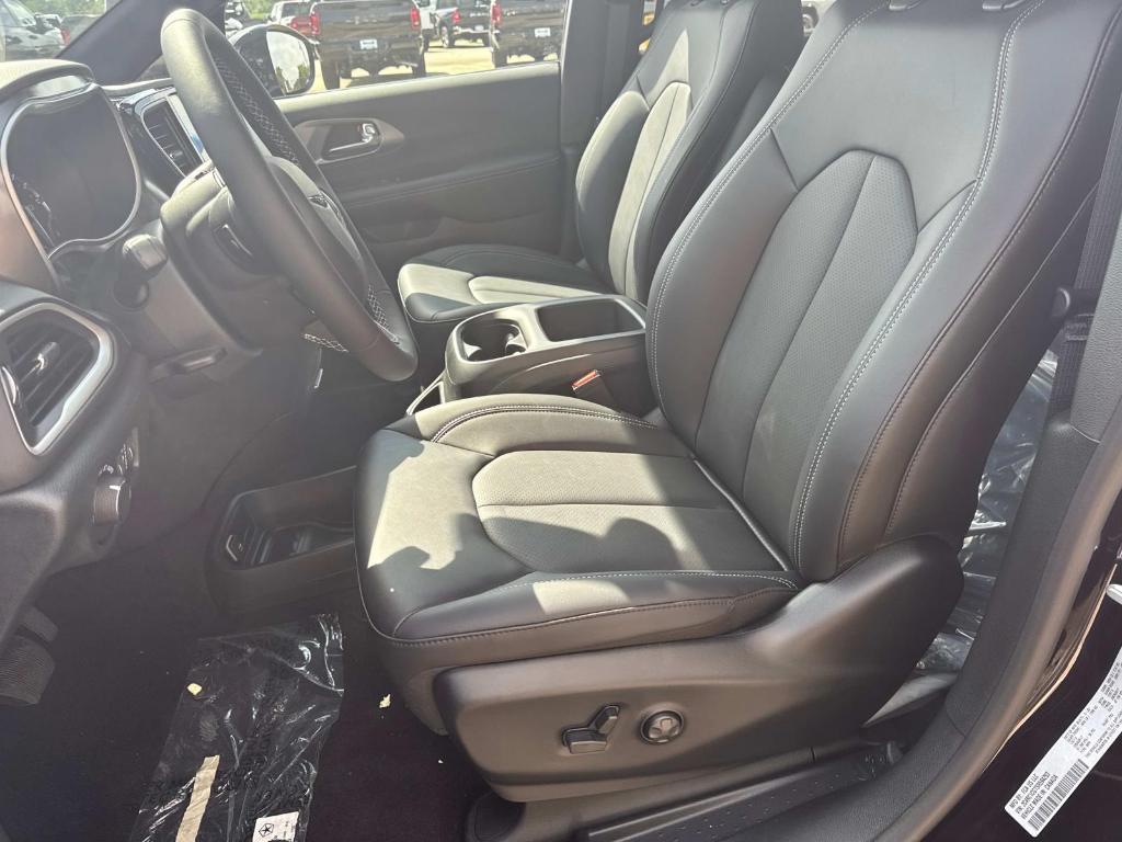 new 2025 Chrysler Voyager car, priced at $41,990