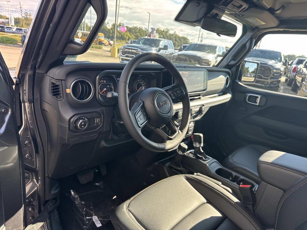 new 2025 Jeep Gladiator car, priced at $48,855