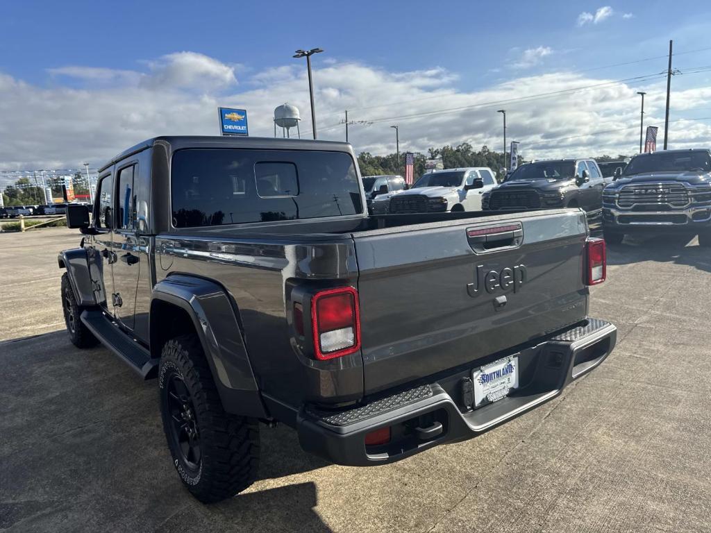 new 2025 Jeep Gladiator car, priced at $48,855