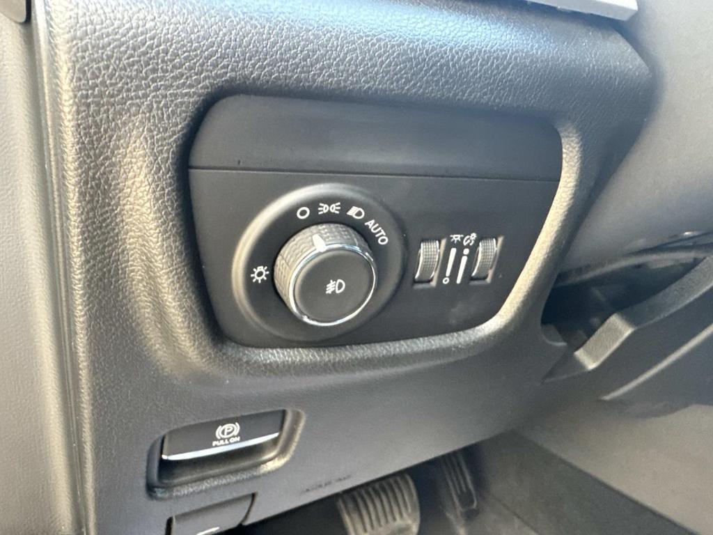 used 2023 Jeep Grand Cherokee L car, priced at $31,997