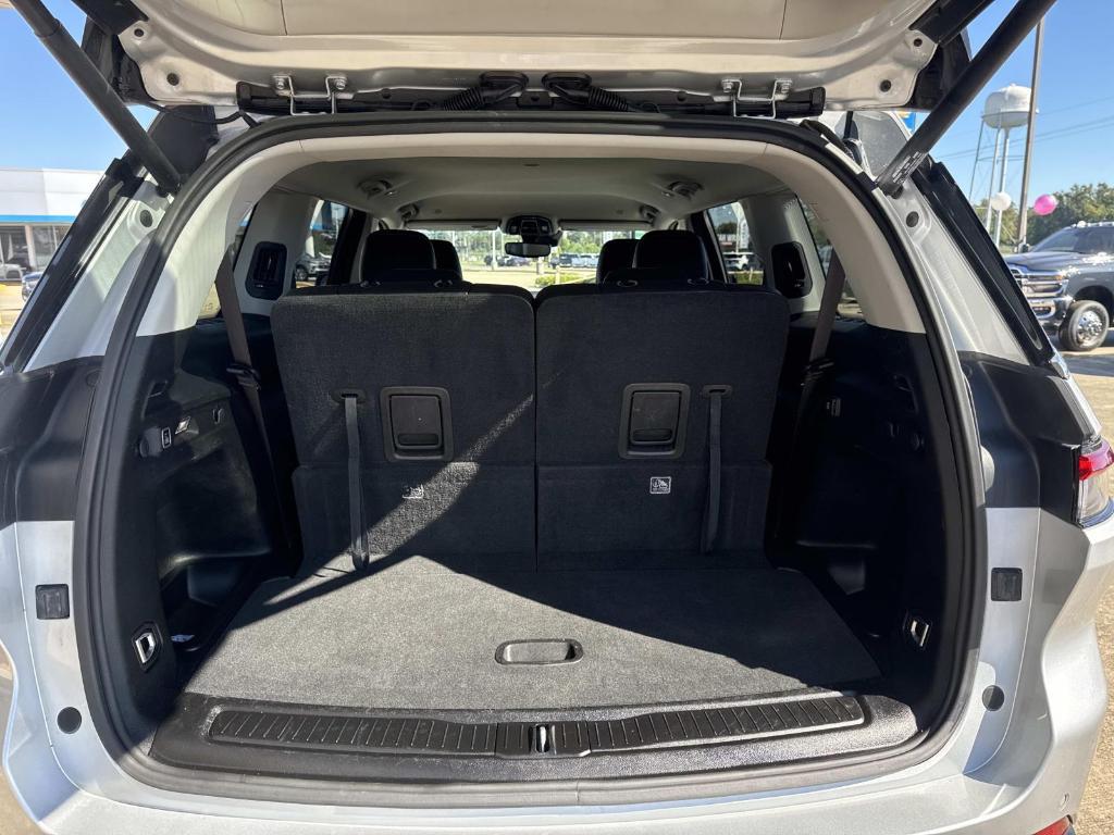 used 2023 Jeep Grand Cherokee L car, priced at $31,997