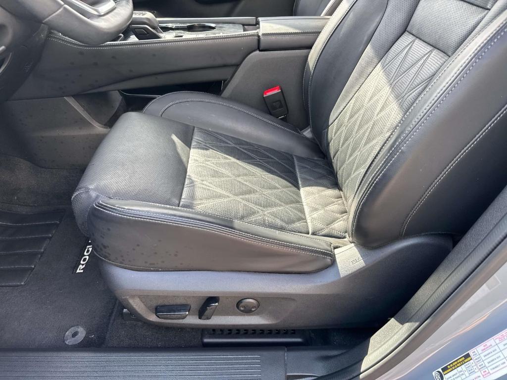used 2023 Nissan Rogue car