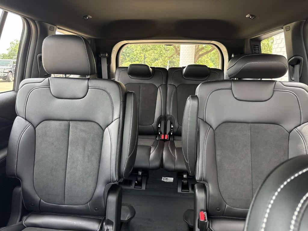new 2025 Jeep Grand Cherokee L car, priced at $45,635