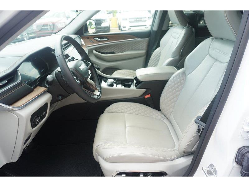 used 2023 Jeep Grand Cherokee L car, priced at $52,997