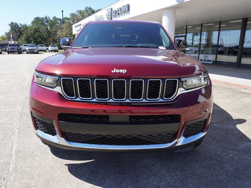 new 2024 Jeep Grand Cherokee L car, priced at $42,220