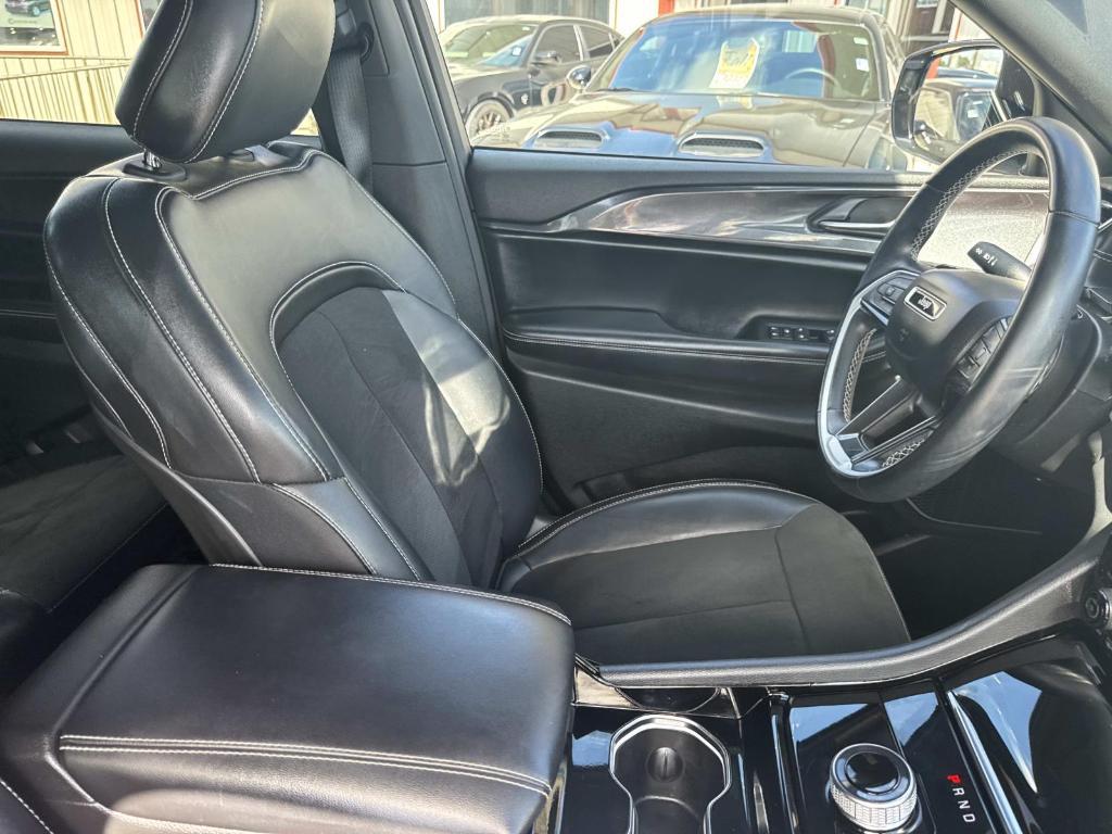 used 2022 Jeep Grand Cherokee L car