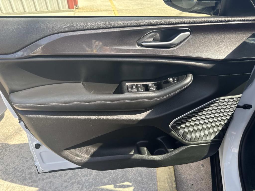 used 2022 Jeep Grand Cherokee L car