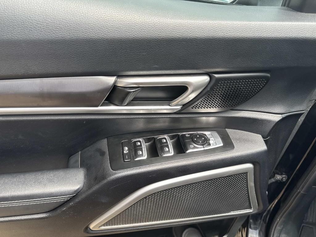 used 2023 Kia Telluride car, priced at $30,997