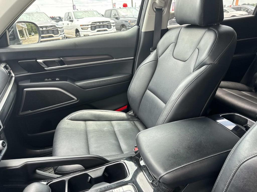 used 2023 Kia Telluride car, priced at $30,997