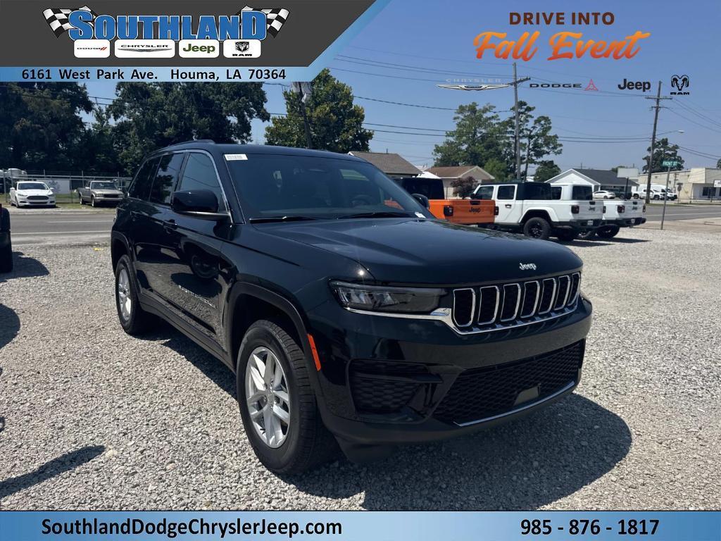 new 2025 Jeep Grand Cherokee car, priced at $40,375