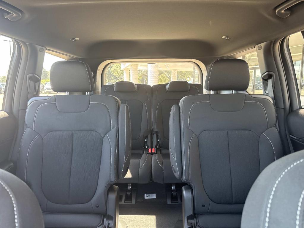 new 2025 Jeep Grand Cherokee L car, priced at $43,920