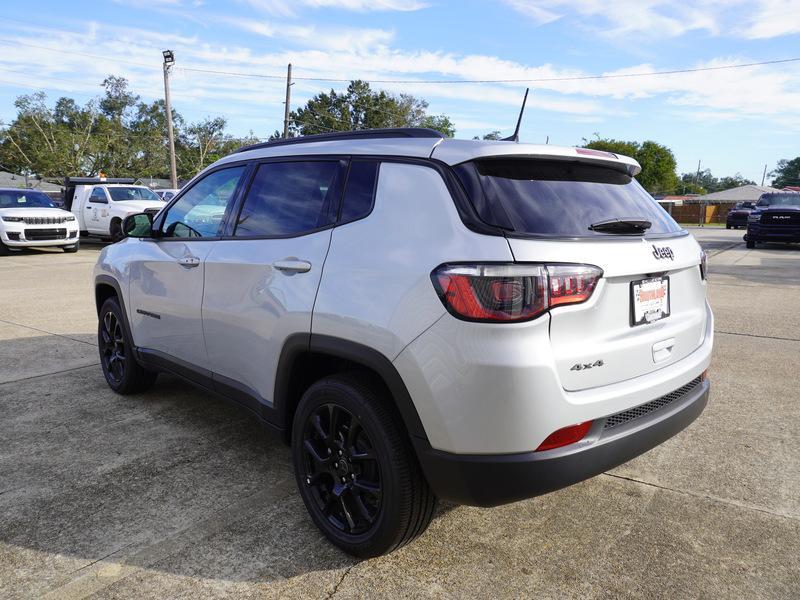 new 2025 Jeep Compass car, priced at $30,997