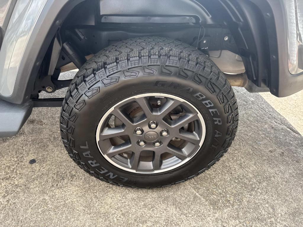 used 2020 Jeep Gladiator car, priced at $31,997