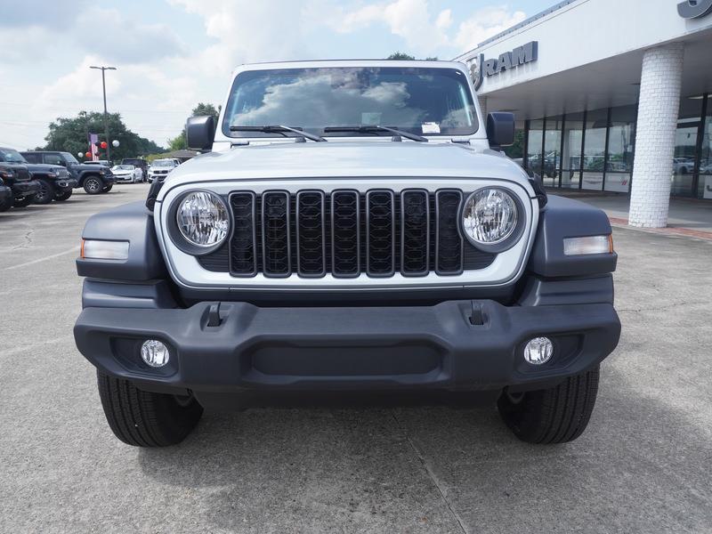 new 2024 Jeep Wrangler car, priced at $53,270