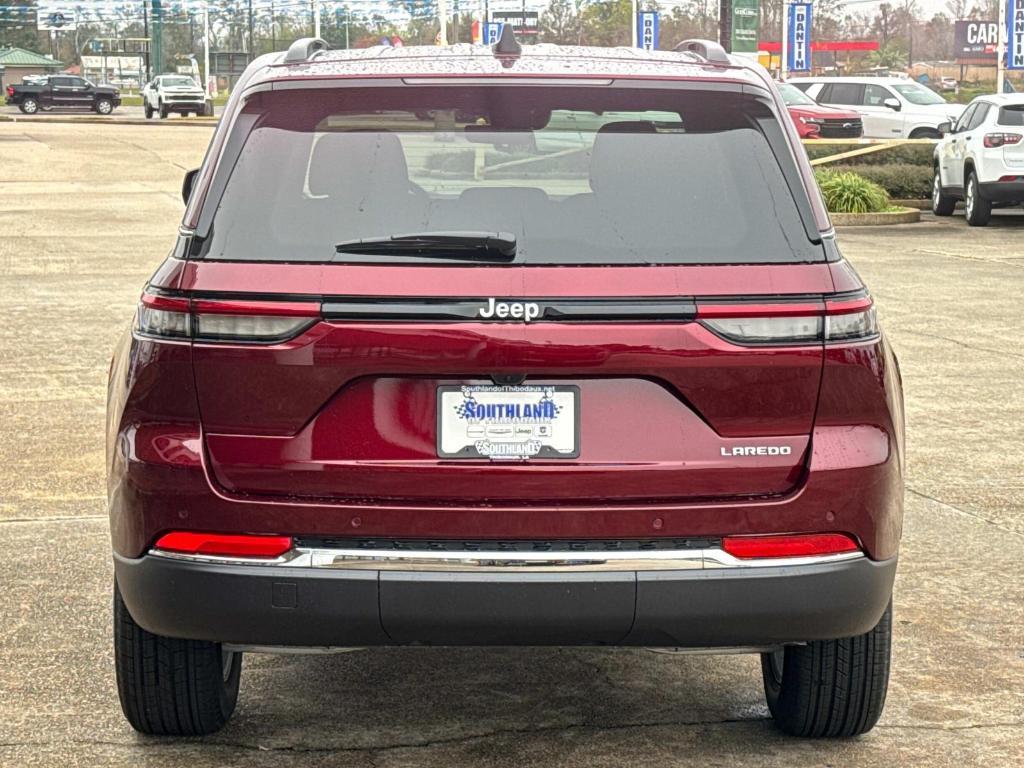 new 2025 Jeep Grand Cherokee car, priced at $41,970