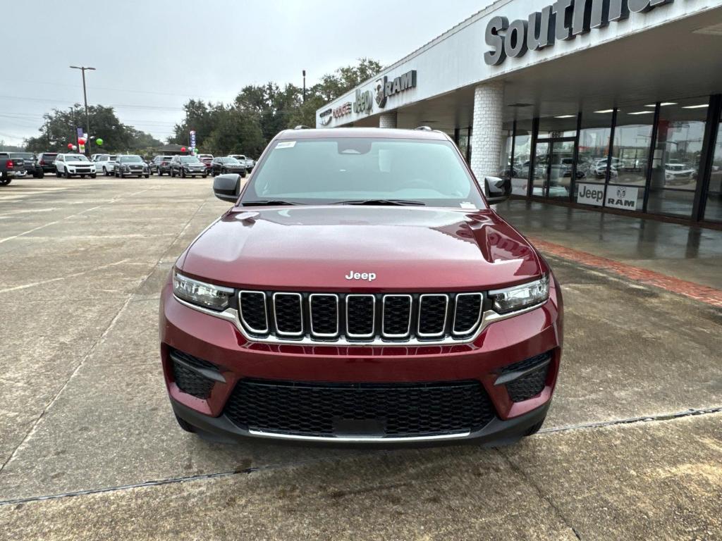 new 2025 Jeep Grand Cherokee car, priced at $41,970