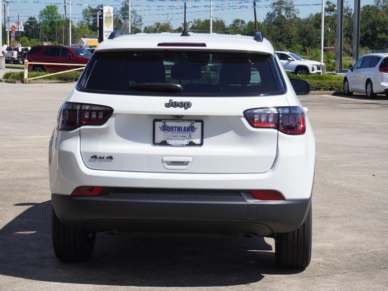 new 2025 Jeep Compass car, priced at $30,855