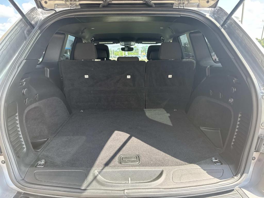 used 2018 Jeep Grand Cherokee car, priced at $17,997