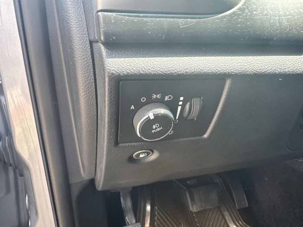 used 2018 Jeep Grand Cherokee car, priced at $17,997