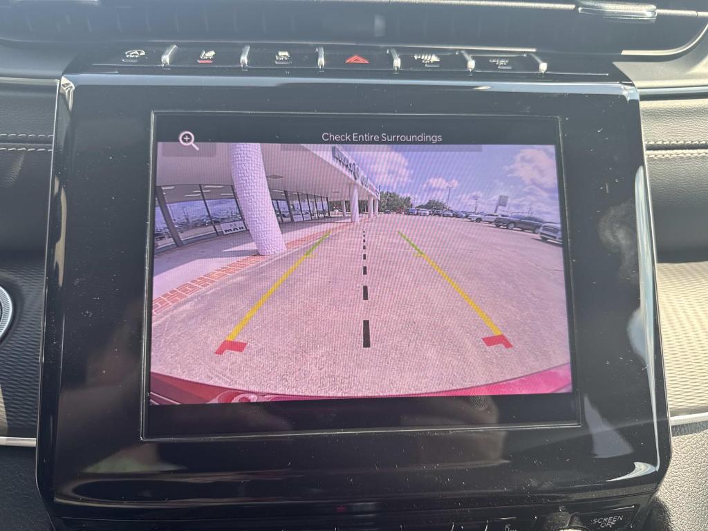 new 2025 Jeep Grand Cherokee car, priced at $44,170