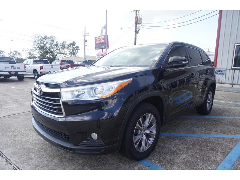 used 2014 Toyota Highlander car, priced at $14,997