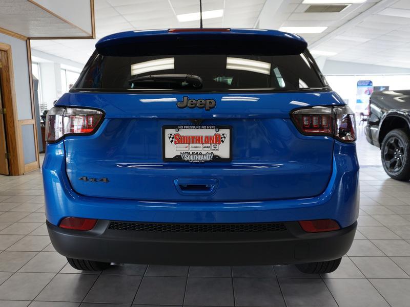 new 2025 Jeep Compass car, priced at $30,997