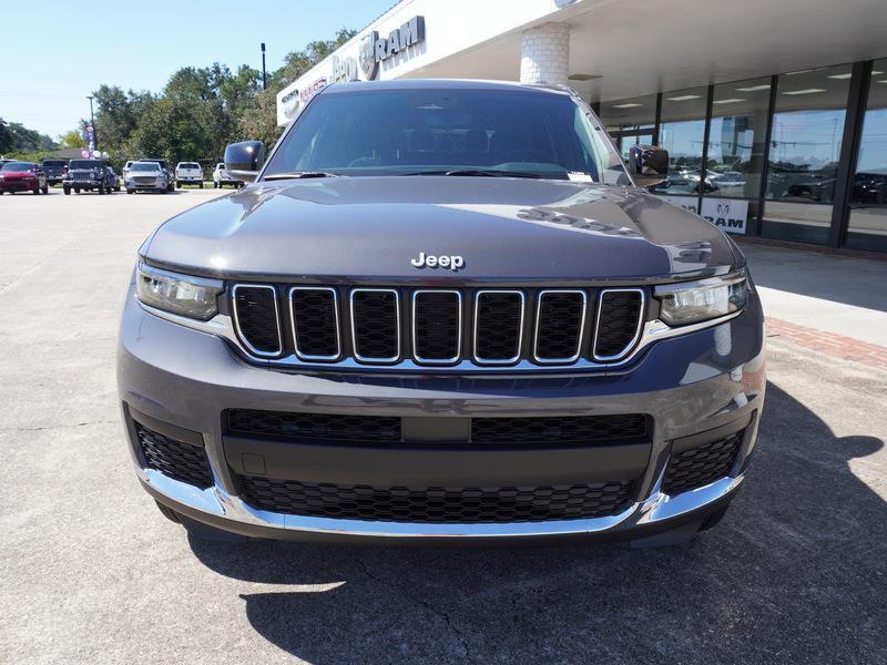 new 2024 Jeep Grand Cherokee L car, priced at $42,220