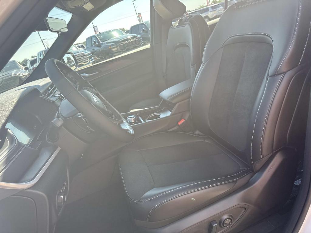 new 2025 Jeep Grand Cherokee car, priced at $43,635